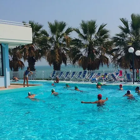 Apart Otel Azzurro Massignano