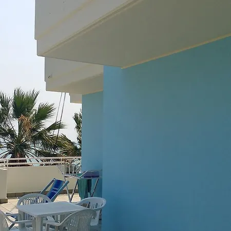Azzurro 3*